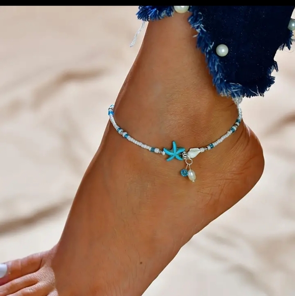 Starfish Beaded Ankle Bracelet - Picture 8 of 9
